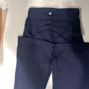 Lululemon size 4 leggings